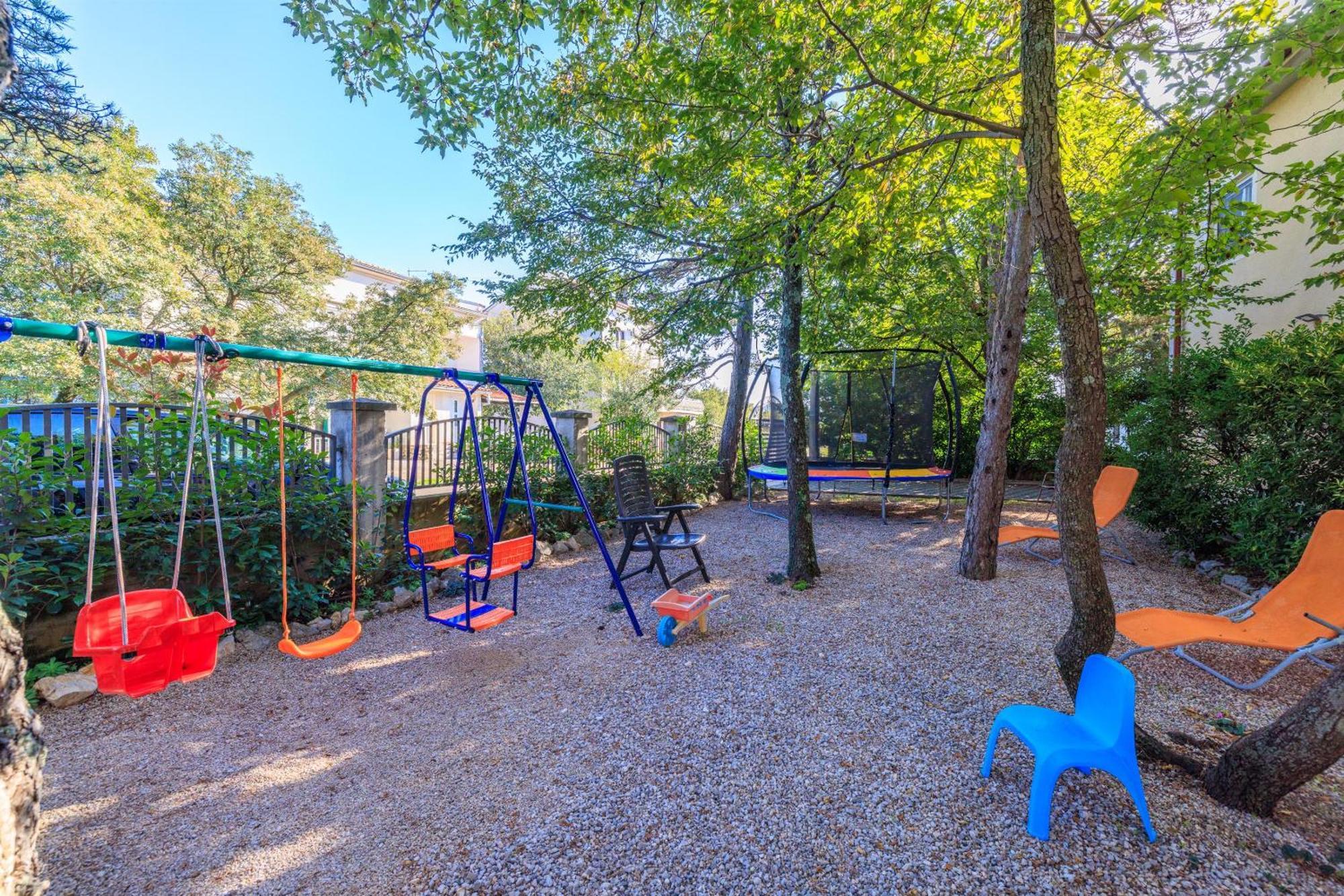 Apartments Pinty Jadranovo Zewnętrze zdjęcie
